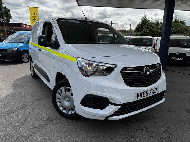 2020 Vauxhall Combo 1.5CDTi Sportive 2000 (100PS)(EU6d-T)