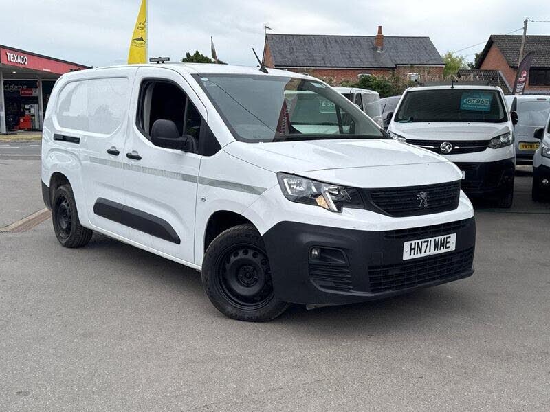 2021 Peugeot Partner 1.5 BlueHDi 950 Professional Premium (100PS)(Eu6d)