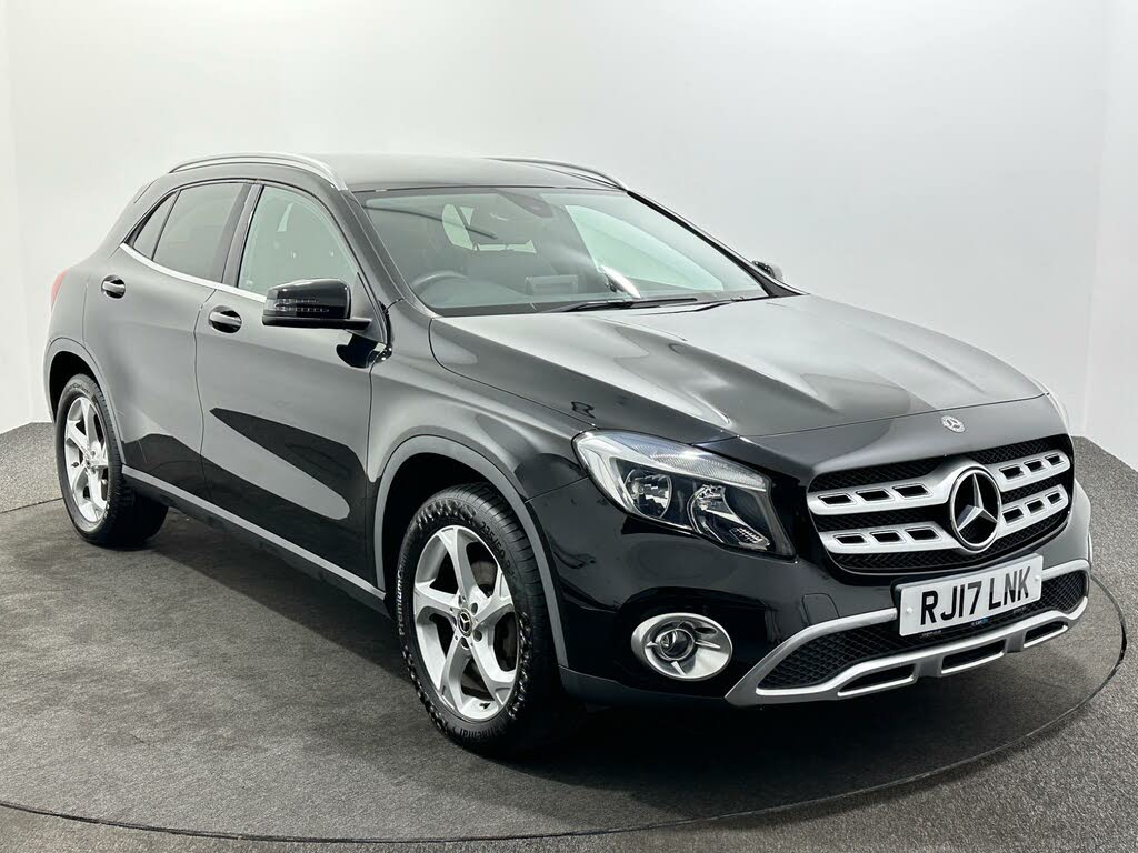 2017 Mercedes-Benz GLA-Class 2.1d GLA 200d Sport (s/s) 7G-DCT