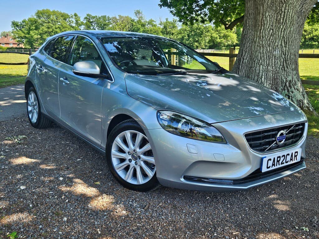 2015 Volvo V40 2.0TD D3 SE Lux 1984cc Geartronic