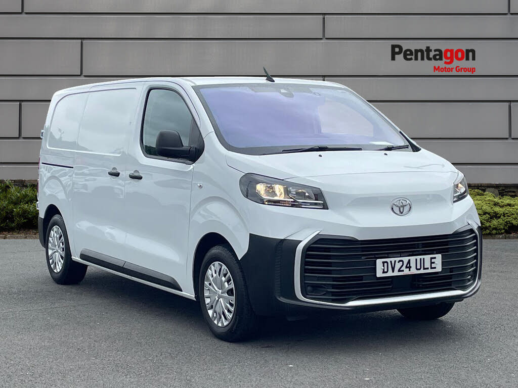 2024 Toyota PROACE 1.5D Icon Medium (Without Plylining)(Rear View Camera)