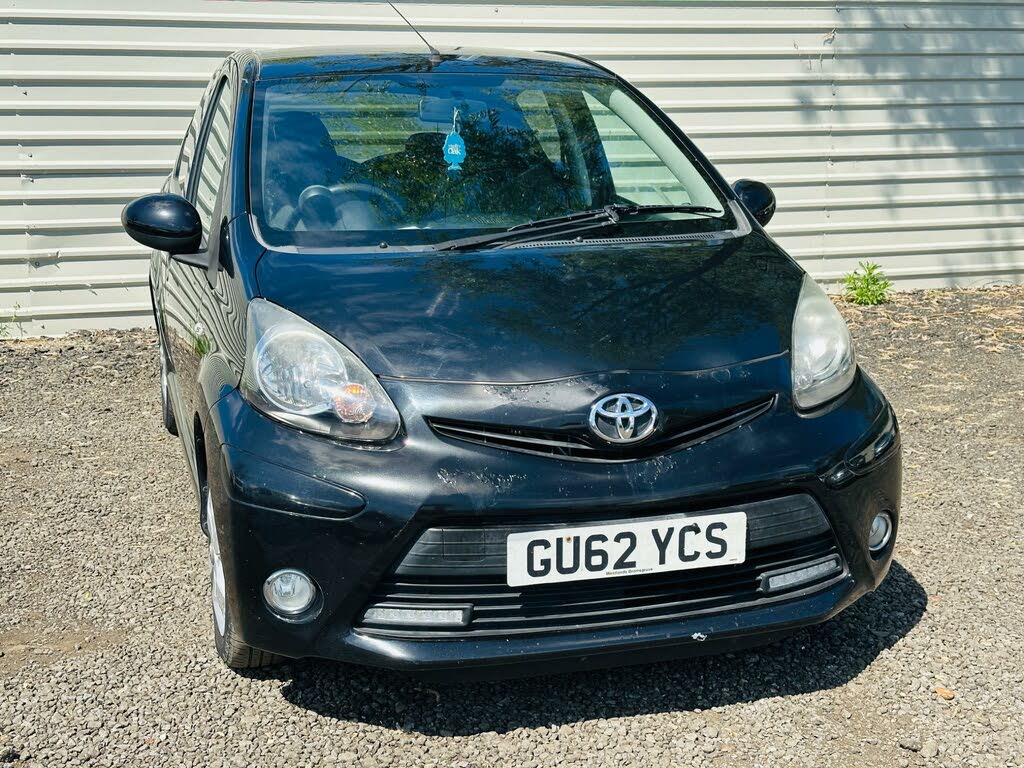 2012 Toyota AYGO 1.0 AYGO Fire 5d
