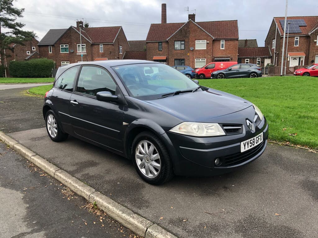 2009 Renault Megane 1.6 Dynamique VVT (111bhp) Hatchback 3d