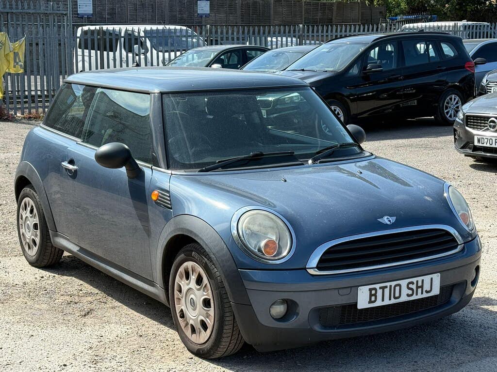 2010 MINI Cooper 1.6 One (98bhp) Hatchback 3d