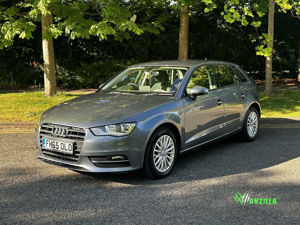 2015 Audi A3 1.6TDI ultra SE Technik Sportback 5d
