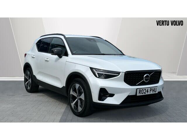 2024 Volvo XC40 2.0 B3 Plus