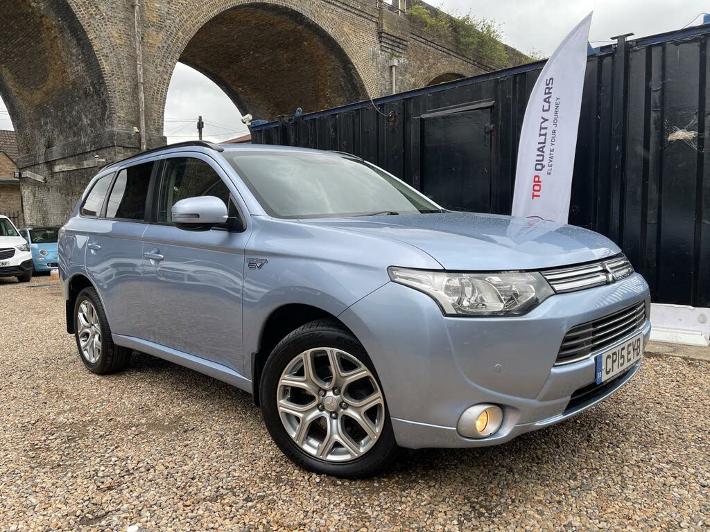 2015 Mitsubishi Outlander 2.0 GX3h (5st)