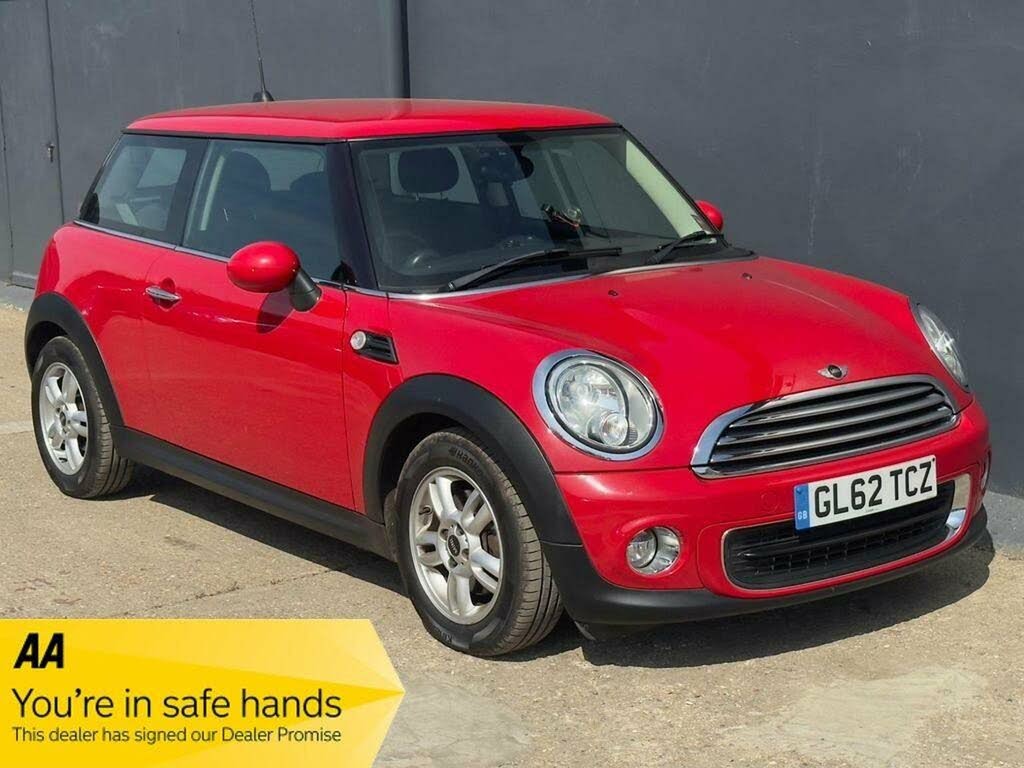 2013 MINI Cooper 1.6 One (98bhp) (Sport Chili) Hatchback 3d
