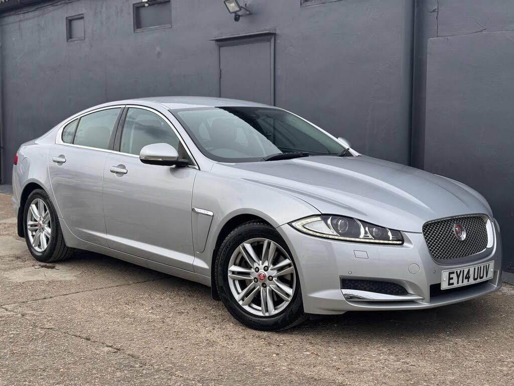 2014 Jaguar XF 2.2TD Luxury (163ps) Saloon 4d