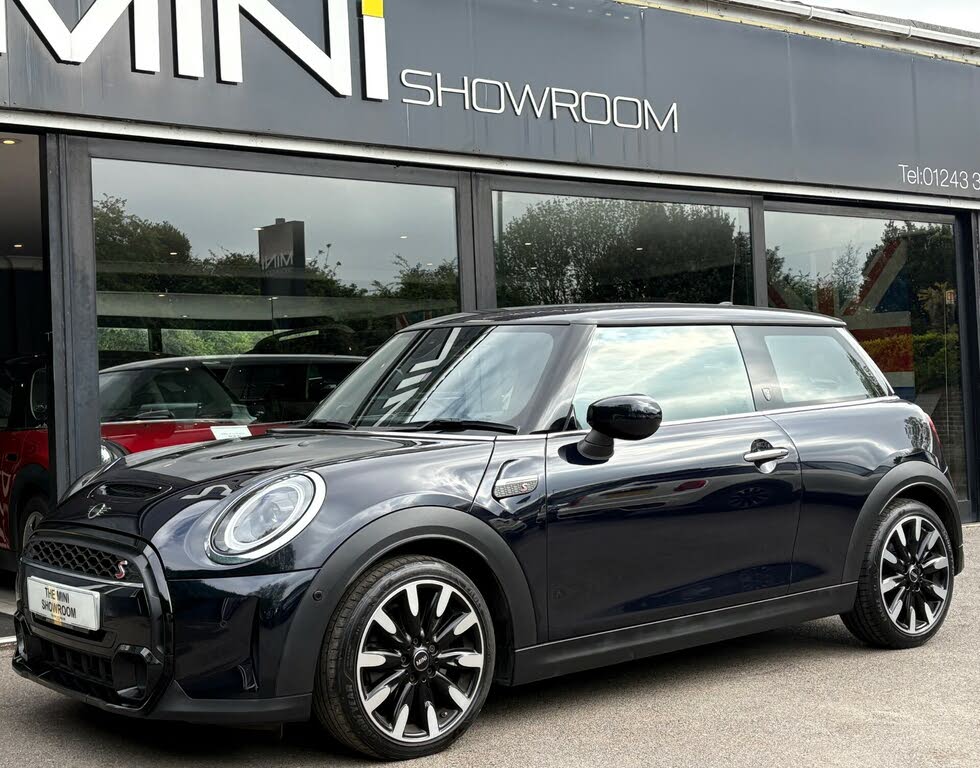 2023 MINI Cooper 2.0 Cooper S Exclusive (Premium Auto) Hatchback 3d Auto