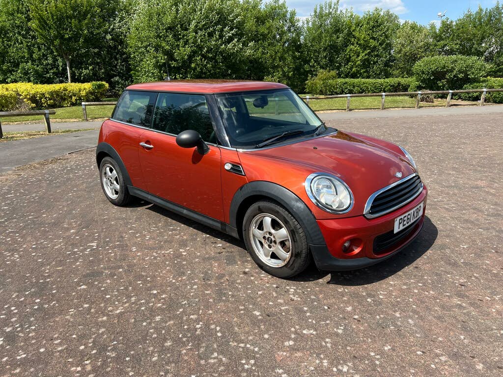 2011 MINI Cooper 1.6 One (98bhp) Hatchback 3d