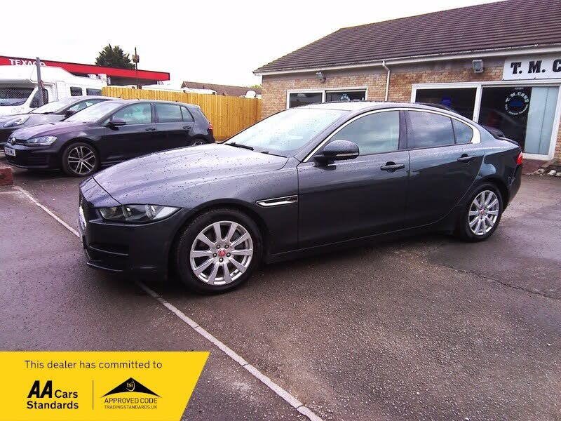 2016 Jaguar XE 2.0d SE (180ps)
