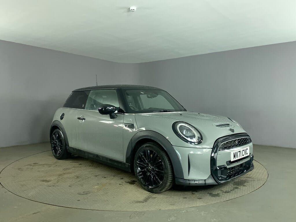 2021 MINI Cooper 2.0 Cooper S Exclusive Hatchback 3d Auto