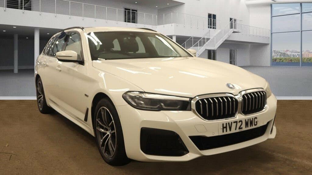 2022 BMW 5 Series 2.0 530e M Sport Touring 5d