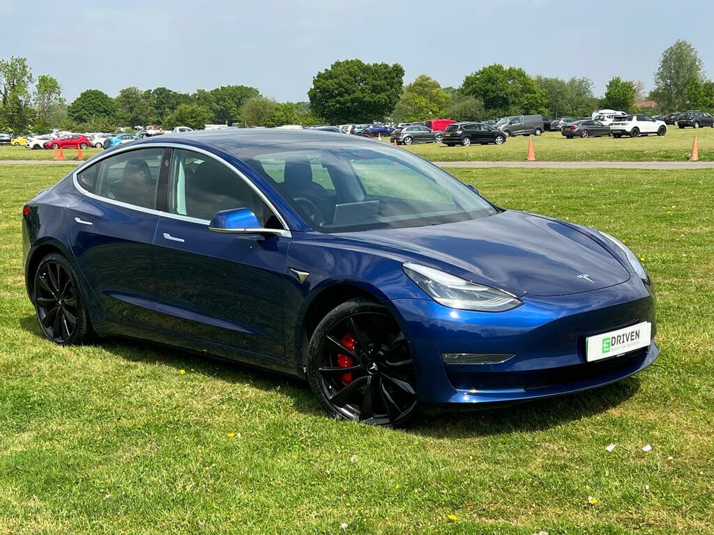 2019 Tesla Model 3 E 4X4 (Performance Pack)
