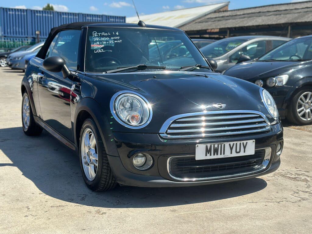 2011 MINI Cooper 1.6 One (Salt) Convertible 2d auto