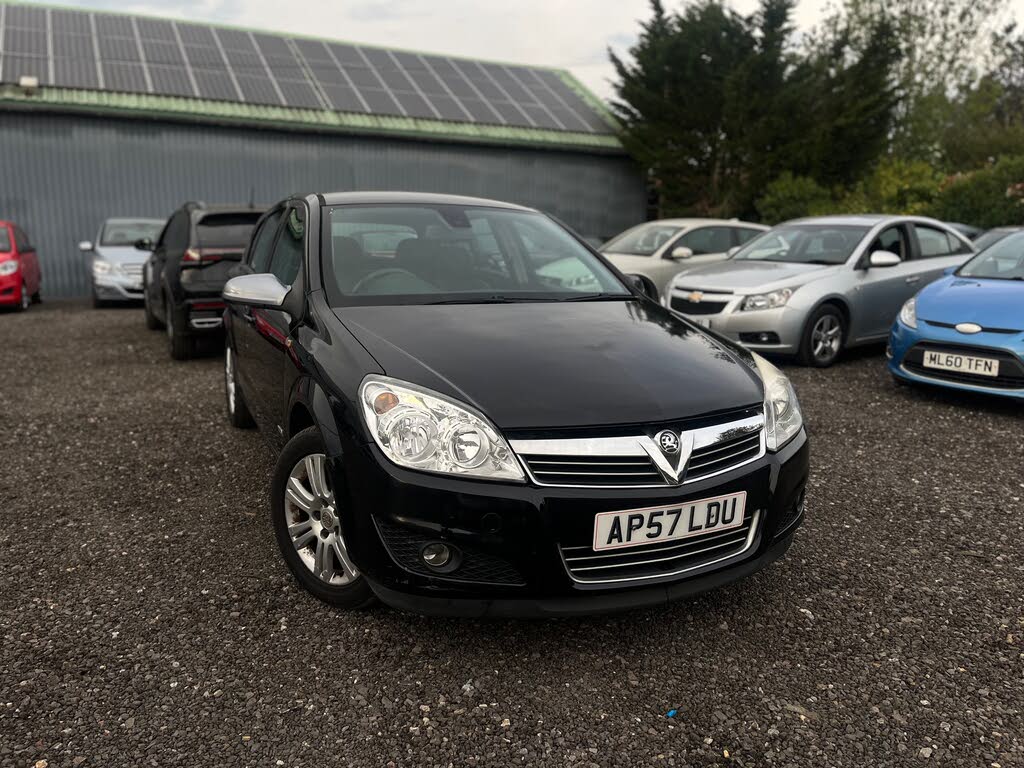2008 Vauxhall Astra 1.8 Design Hatchback 5d auto