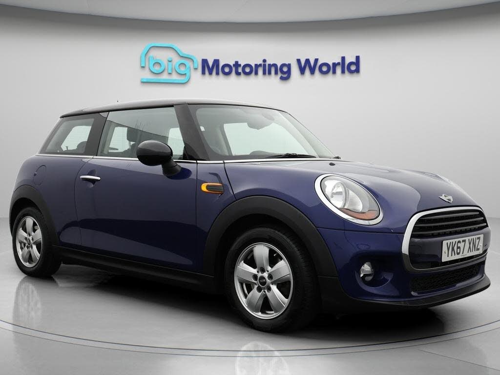 2017 MINI Cooper 1.5 Cooper (s/s) Hatchback 3d