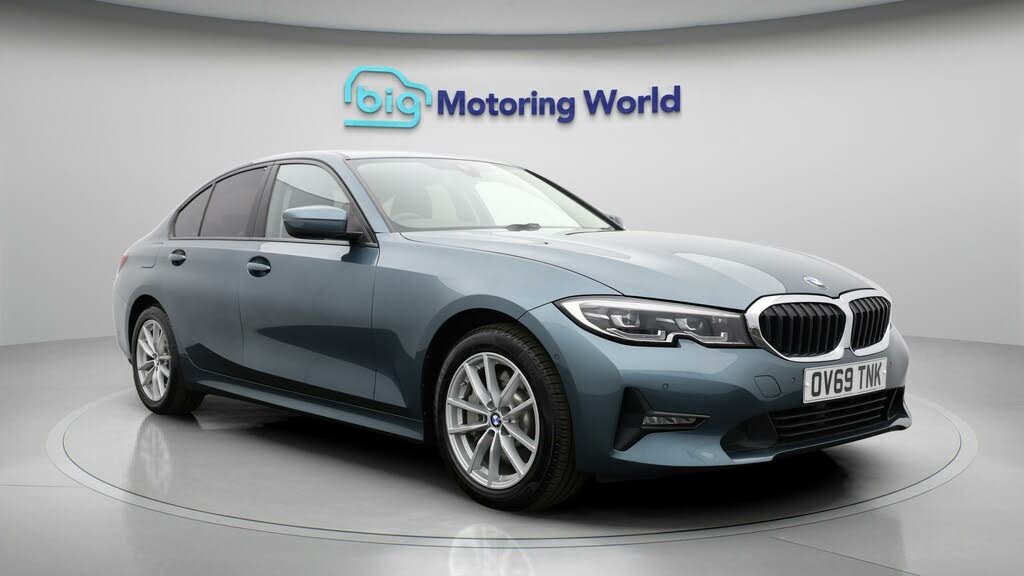 2019 BMW 3 Series 2.0 330e SE Pro