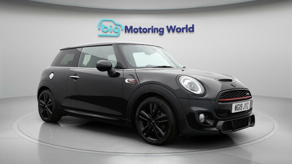2019 MINI Cooper 2.0 Cooper S Sport (189bhp) Hatchback 3d Auto