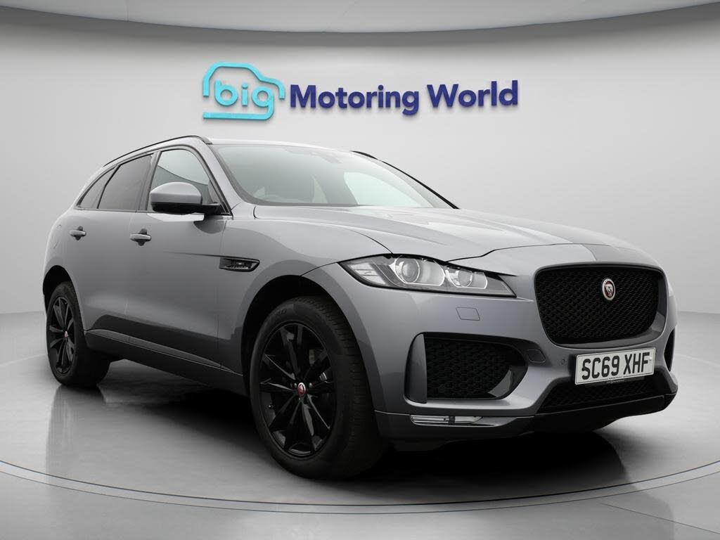 2020 Jaguar F-PACE 2.0 i4D Chequered Flag (180ps)