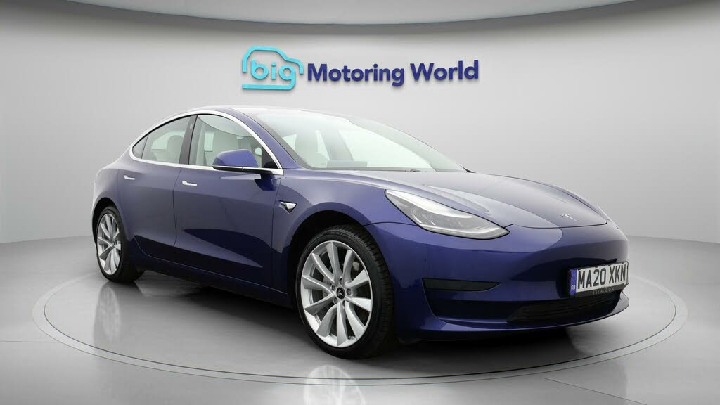 2020 Tesla Model 3 E Standard Plus