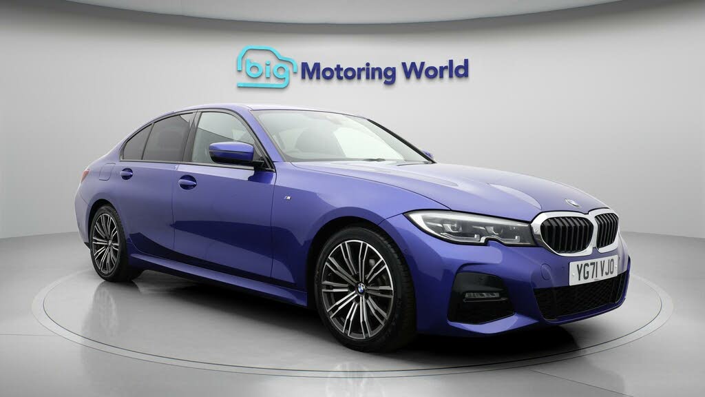 2021 BMW 3 Series 2.0 318i M Sport Saloon 4d