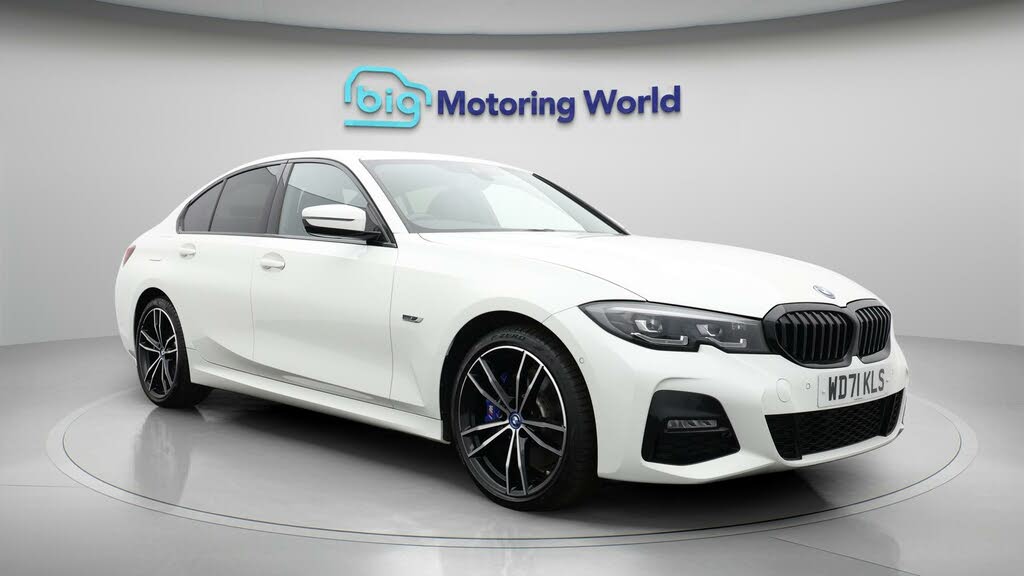 2021 BMW 3 Series 2.0 330e M Sport (Tech Pack)(Pro Pack) Saloon 4d