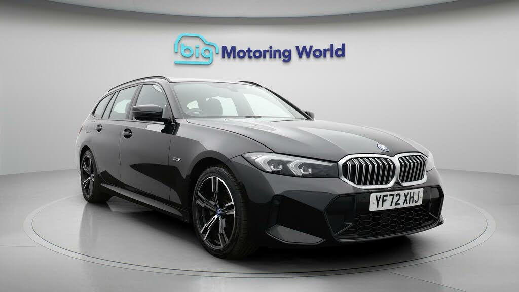 2022 BMW 3 Series 2.0 330e M Sport Touring 5d