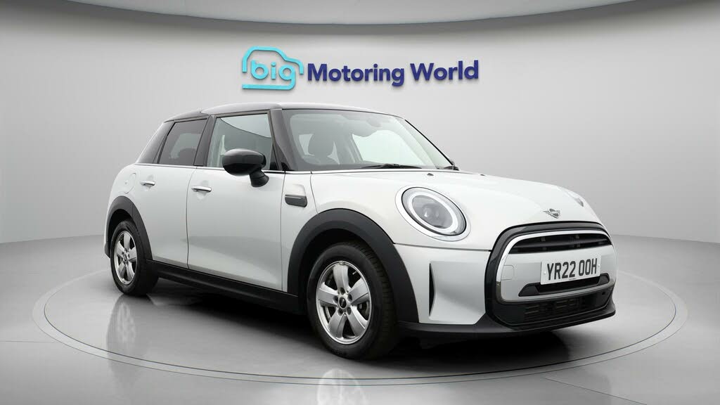 2022 MINI Cooper 1.5 Cooper Classic Hatchback 5d Auto
