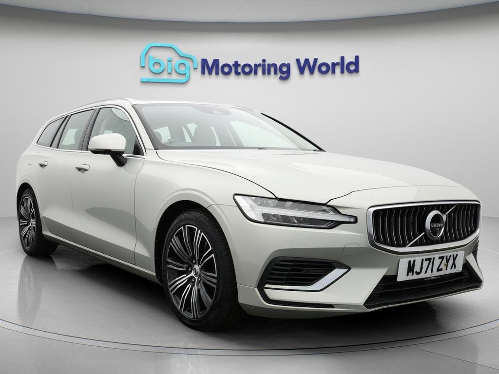 2022 Volvo V60 2.0 T6 Inscription (350bhp) Plug-in Hybrid