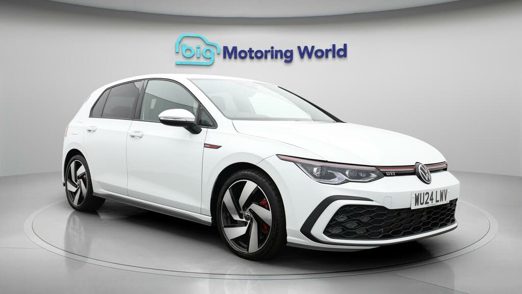 2024 Volkswagen Golf 2.0 TSI GTI (245ps)