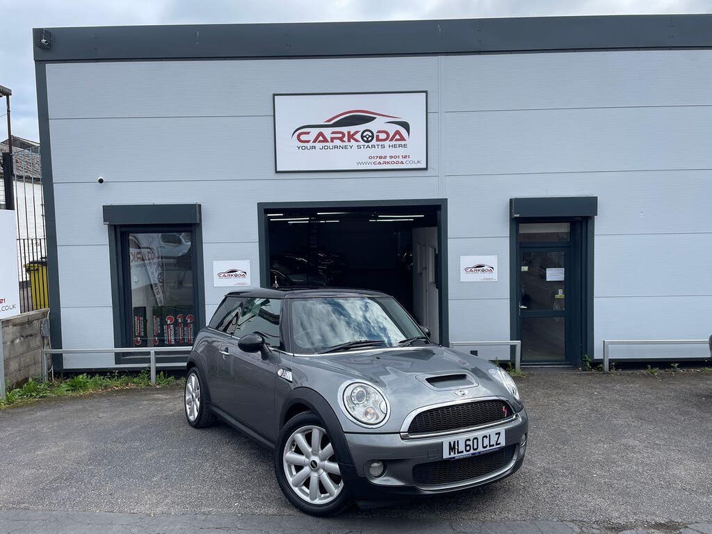 2010 MINI Cooper 1.6 Cooper S Hatchback 3d
