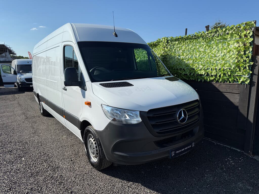 2018 Mercedes-Benz Sprinter 2.1CDI 311 L2H1 Panel Van RWD ECO Gear 360