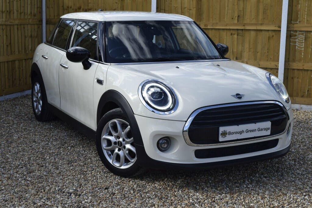 2019 MINI Cooper 1.5 Cooper Classic Hatchback 5d
