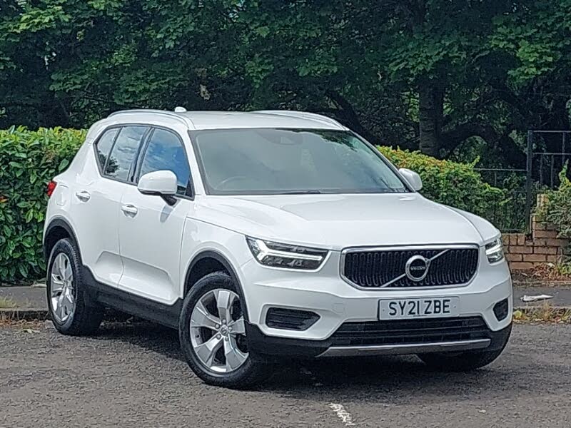 2021 Volvo XC40 1.5 T3 Momentum (161bhp)