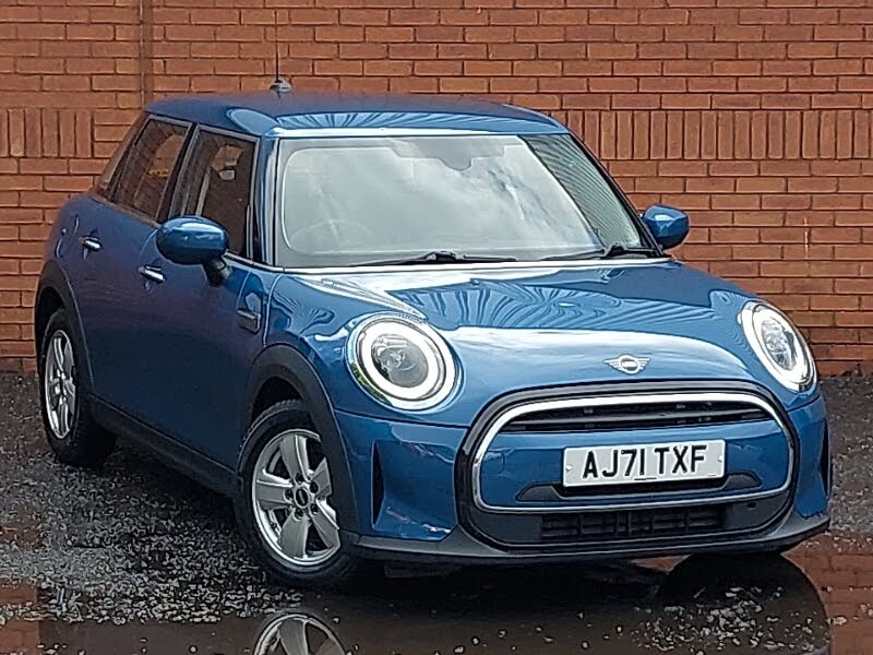 2022 MINI Cooper 1.5 Cooper Classic Hatchback 5d