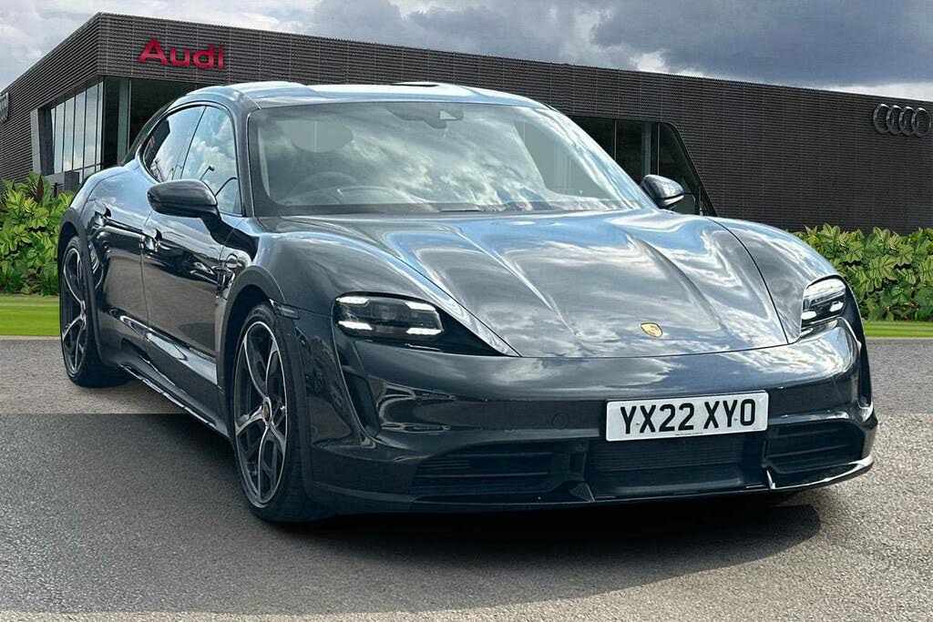 2022 Porsche Taycan E Turbo Cross Turismo