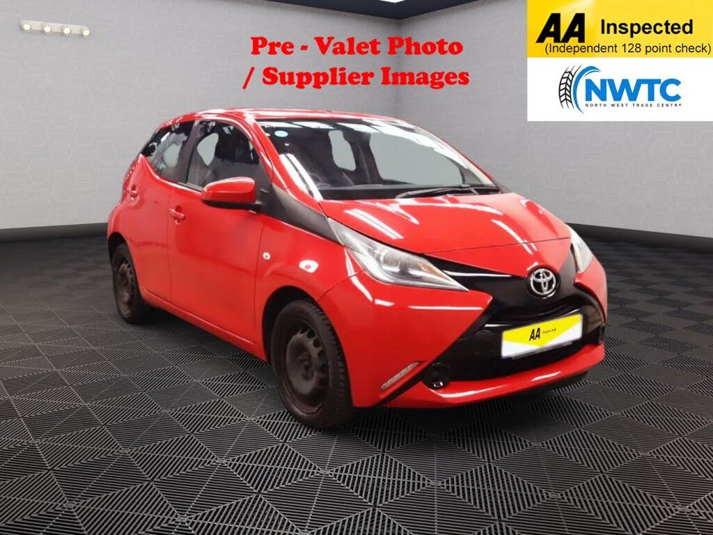 2015 Toyota AYGO 1.0 VVT-i x-play 5d