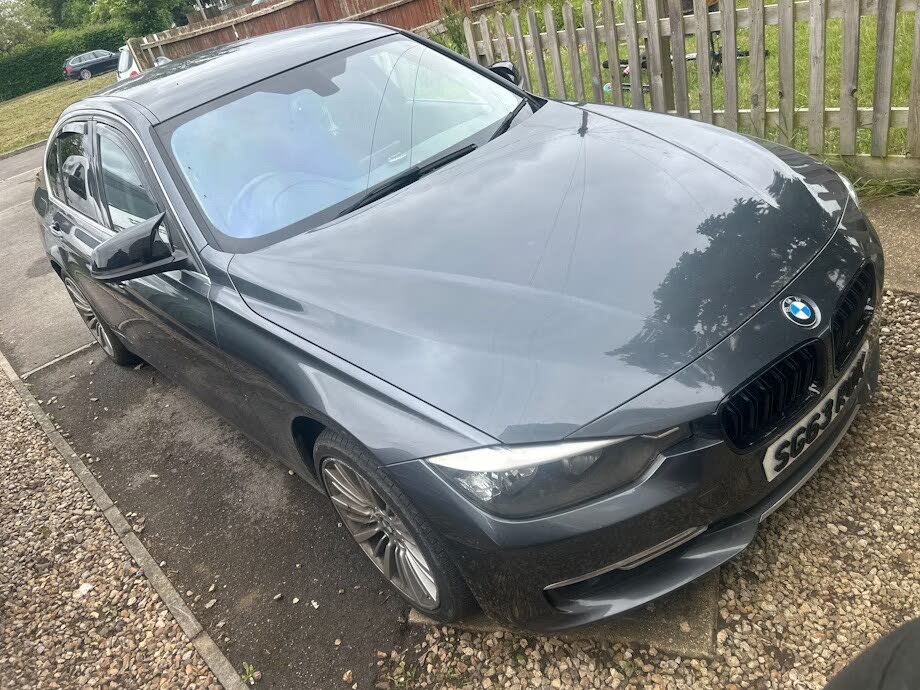 2013 BMW 3 Series 2.0TD 318d Luxury (143bhp) (s/s) Saloon 4d Auto