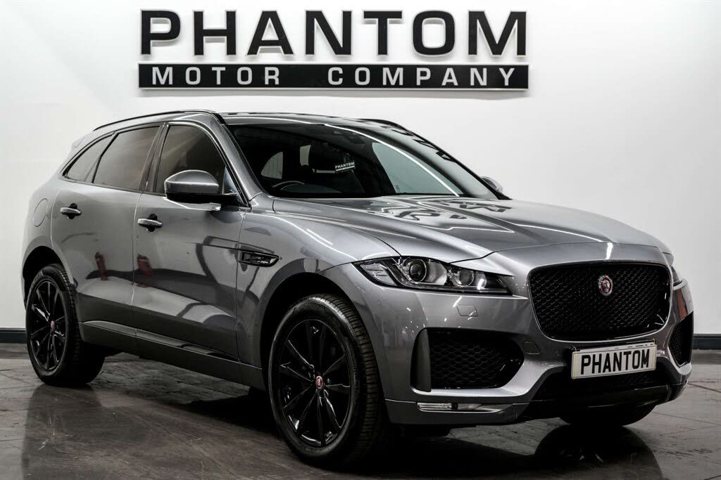 2020 Jaguar F-PACE 2.0i Chequered Flag