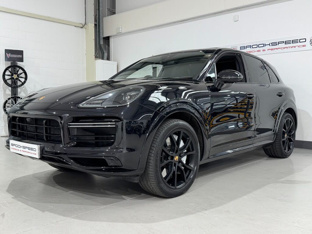 2022 Porsche Cayenne 4.0 V8 Turbo Station Wagon