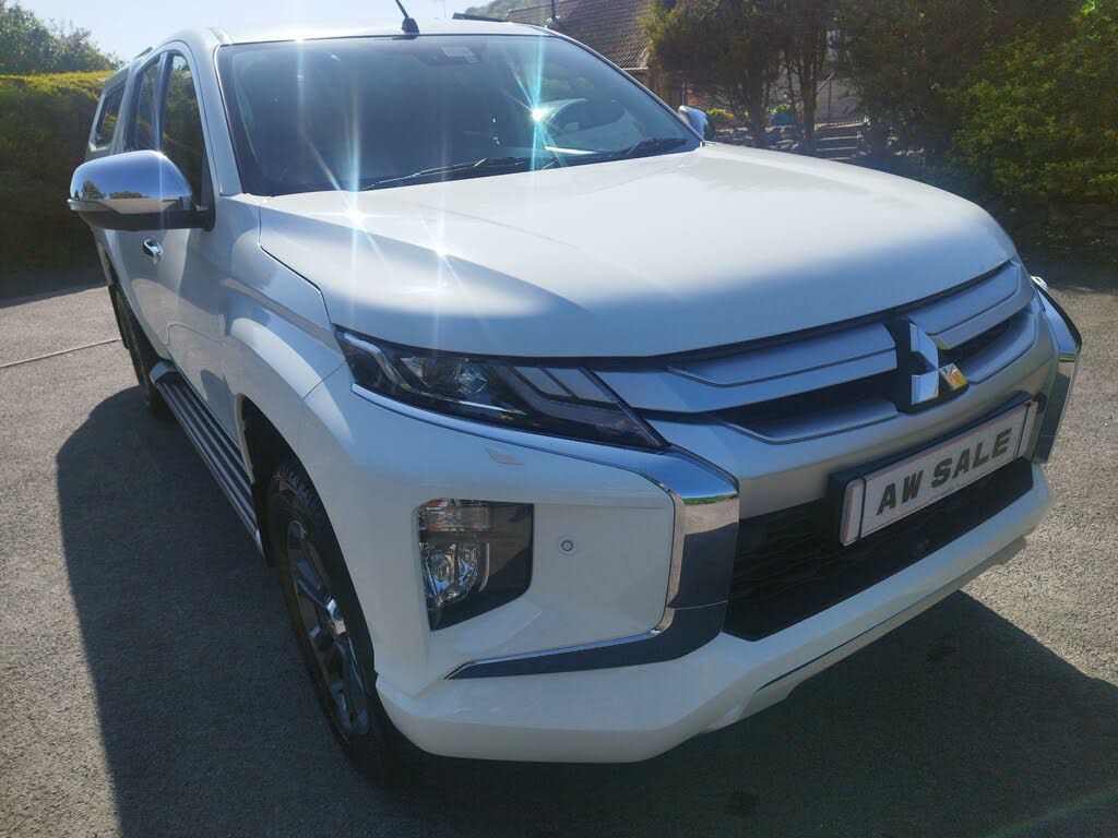 2020 Mitsubishi L200 2.2DI-D Barbarian X