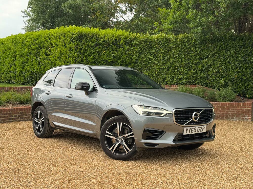2019 Volvo XC60 2.0 T8 R-Design