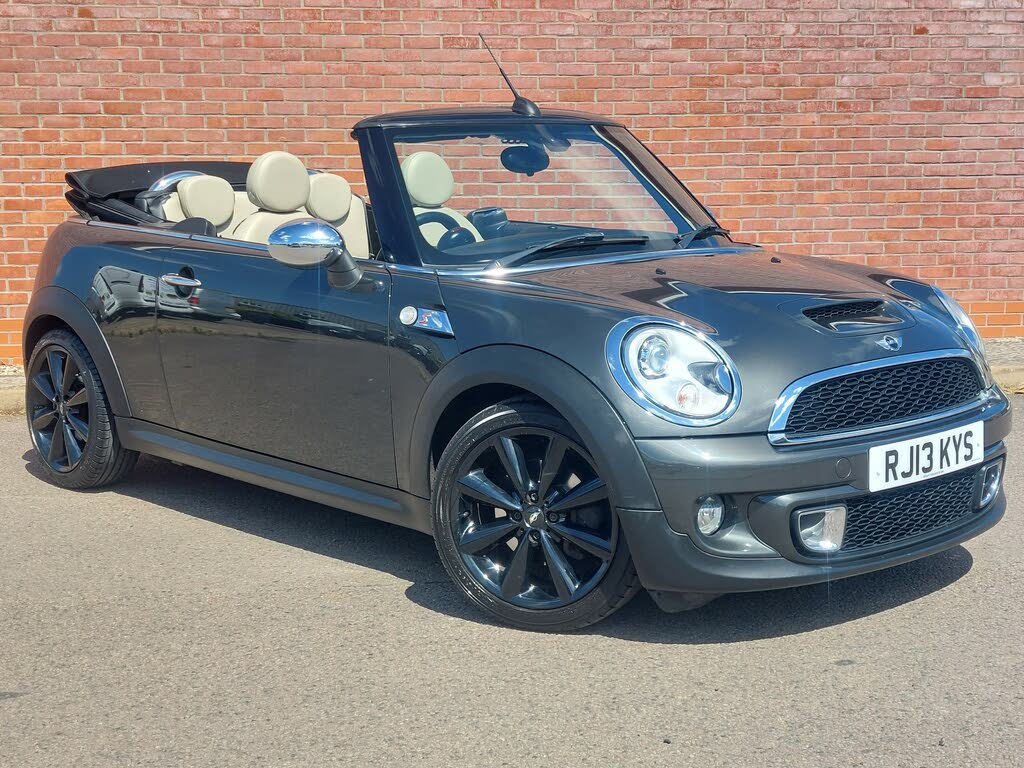 2013 MINI Cooper 2.0TD Cooper SD Convertible 2d auto