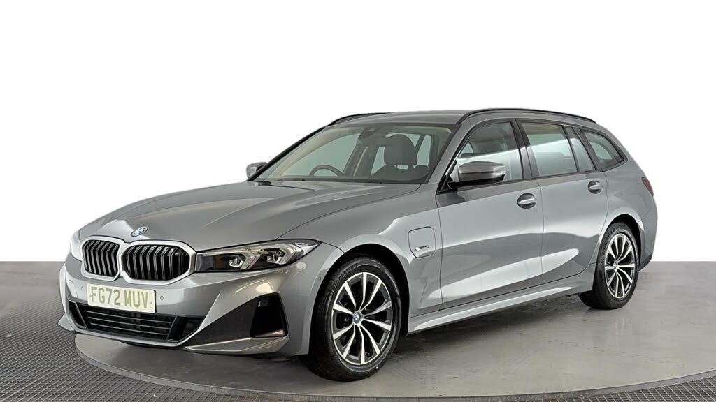 2022 BMW 3 Series 2.0 330e Sport Touring 5d