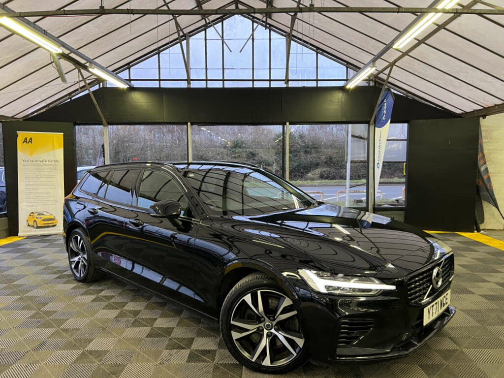 2021 Volvo V60 2.0 T6 R-Design (350bhp) Plug-in Hybrid