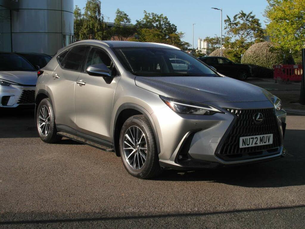 2022 Lexus NX 450h+ 2.5 NX Pack)