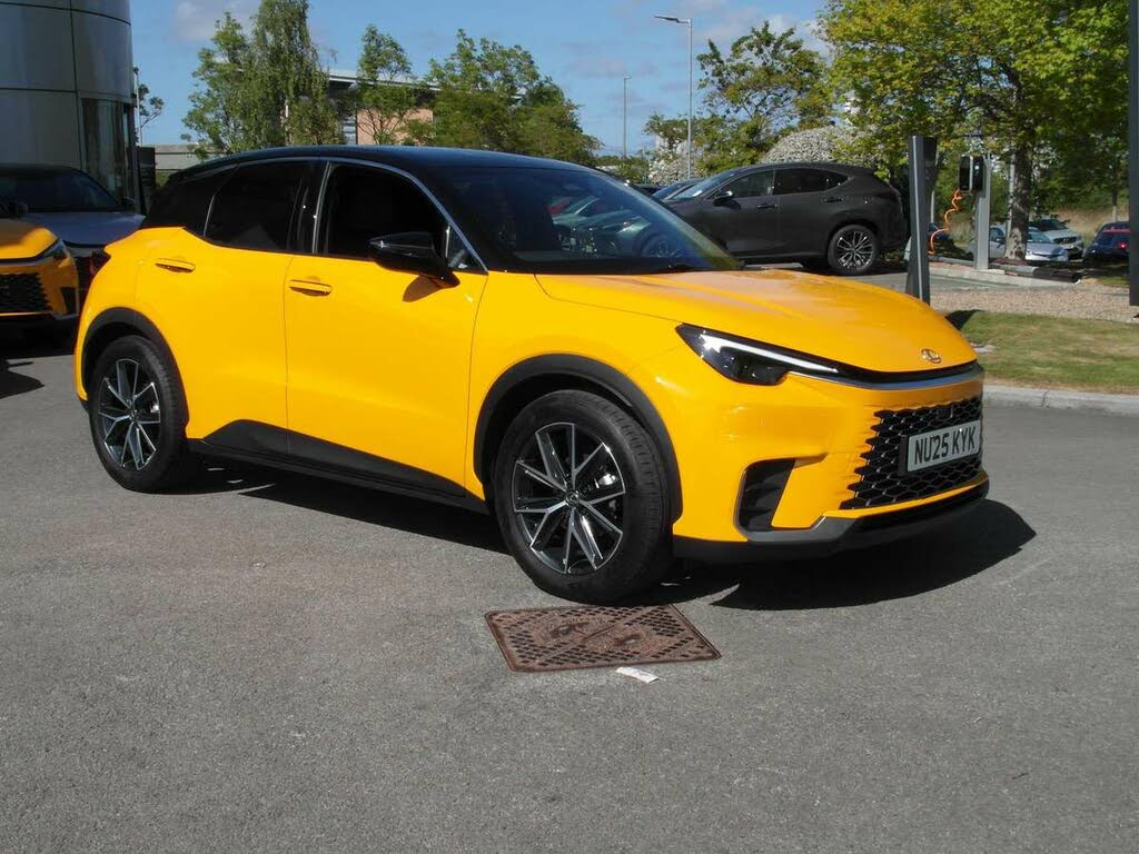 2025 Lexus LBX 1.5 Premium Plus
