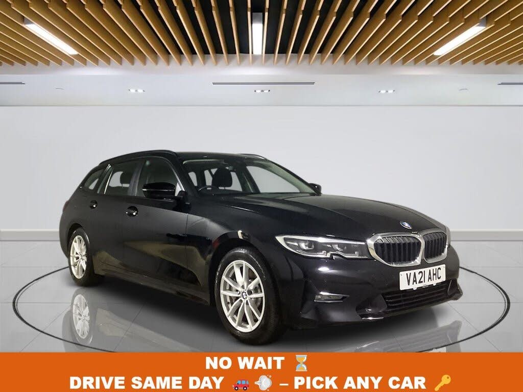 2021 BMW 3 Series 2.0 330e SE Pro Touring 5d